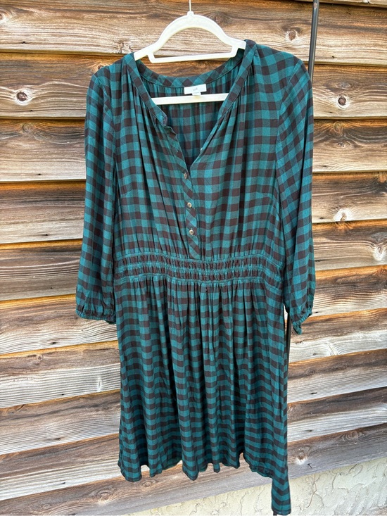 J. Jill Dresses & Skirts - J. Jill Green and Black Plaid Smocked-Waist Midi Dress